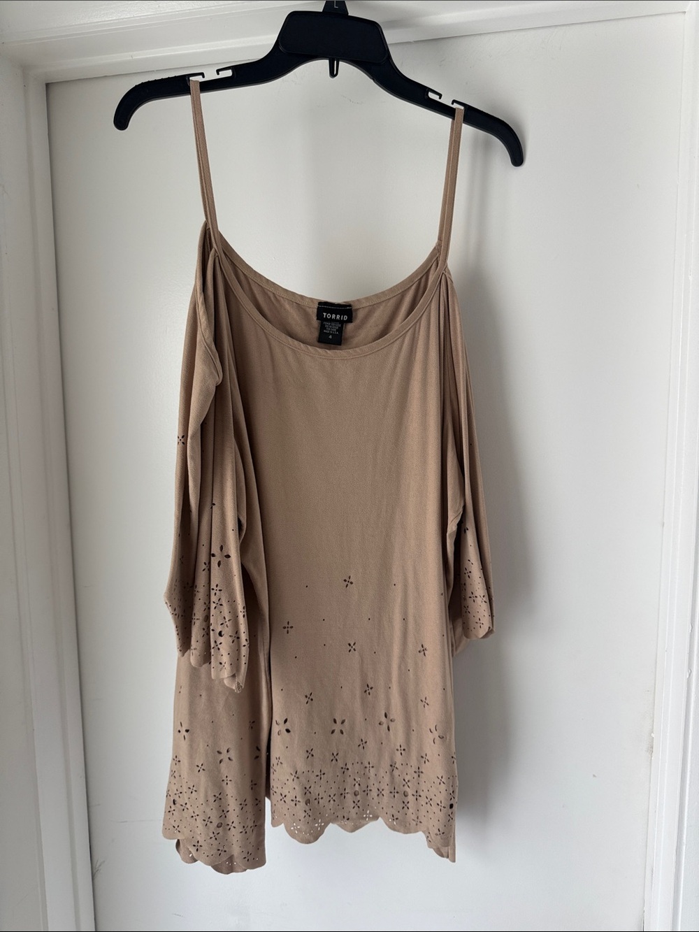 torrid taupe cold-shoulder camisole with laser-cut hem